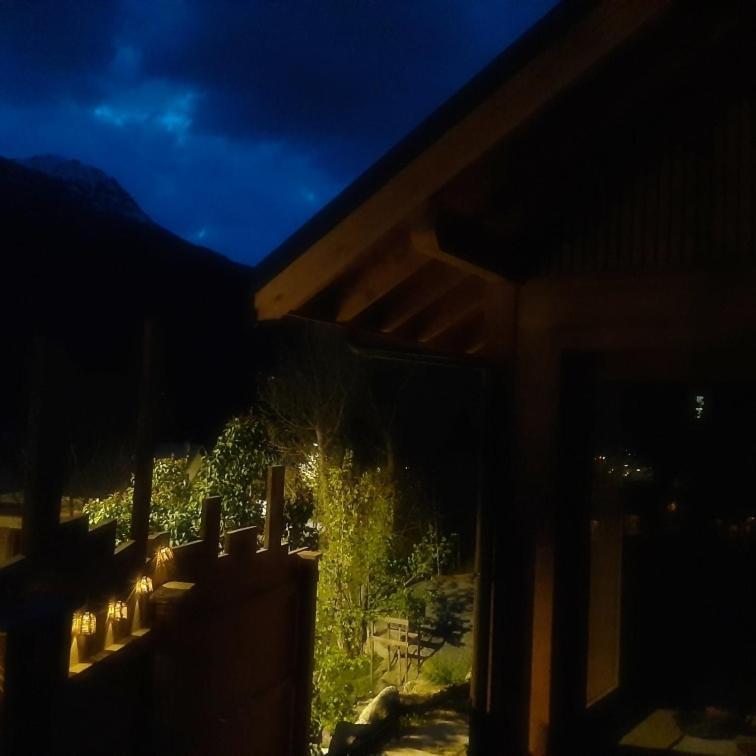 Petit Chalet Neuf Independant 2 Pers "La Cabane De Jean " Briançon Exteriör bild