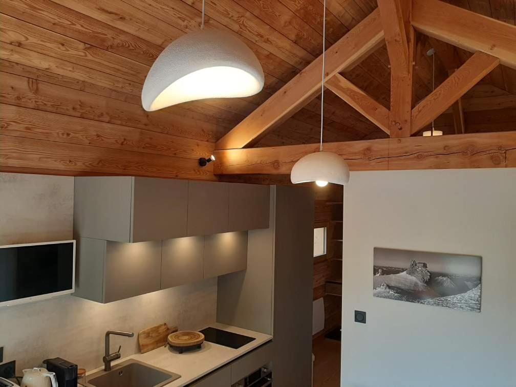 Petit Chalet Neuf Independant 2 Pers "La Cabane De Jean " Briançon Exteriör bild